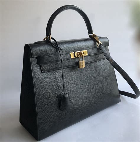 Hermes kelly model 32